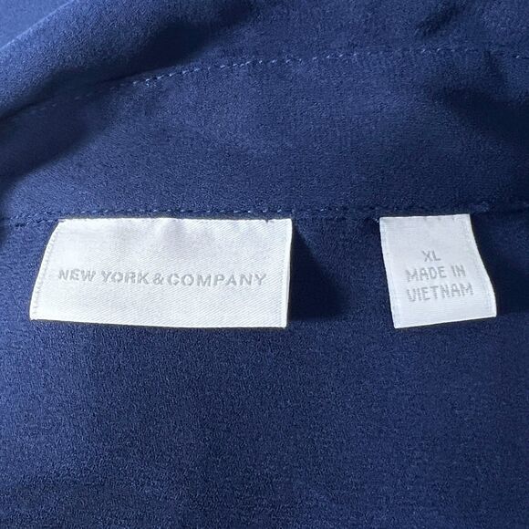 New York and Co. Navy Roll Tab Sleeve Blouse Size XL - Picture 12 of 14